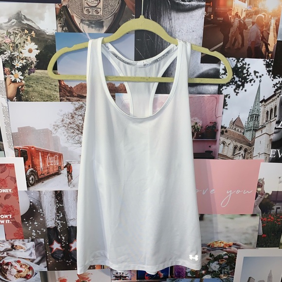 Under Armour Tops - white under armour workout top